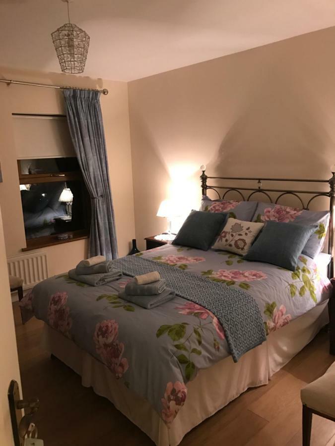 Leitrim Hill Bed And Breakfast Kilkeel Exterior photo